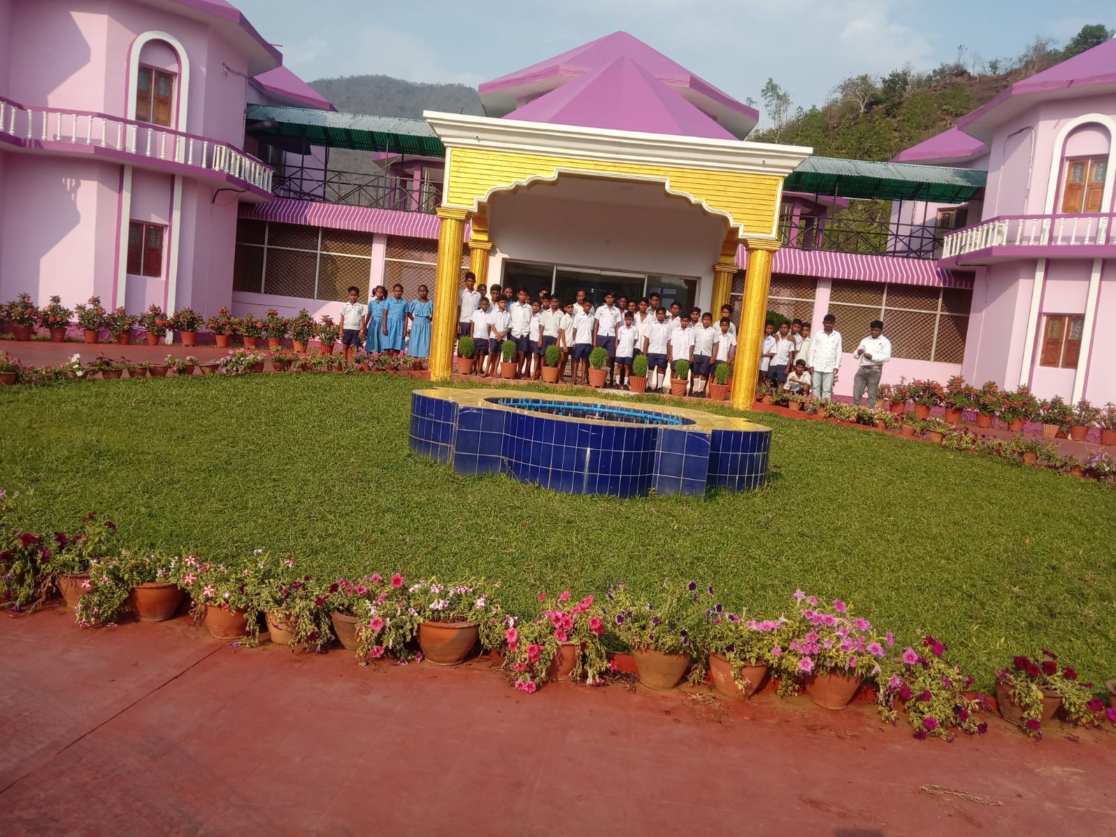 Student Exposer Visit from Ashram School Nehrupanga Chandrapur to GIETU-8